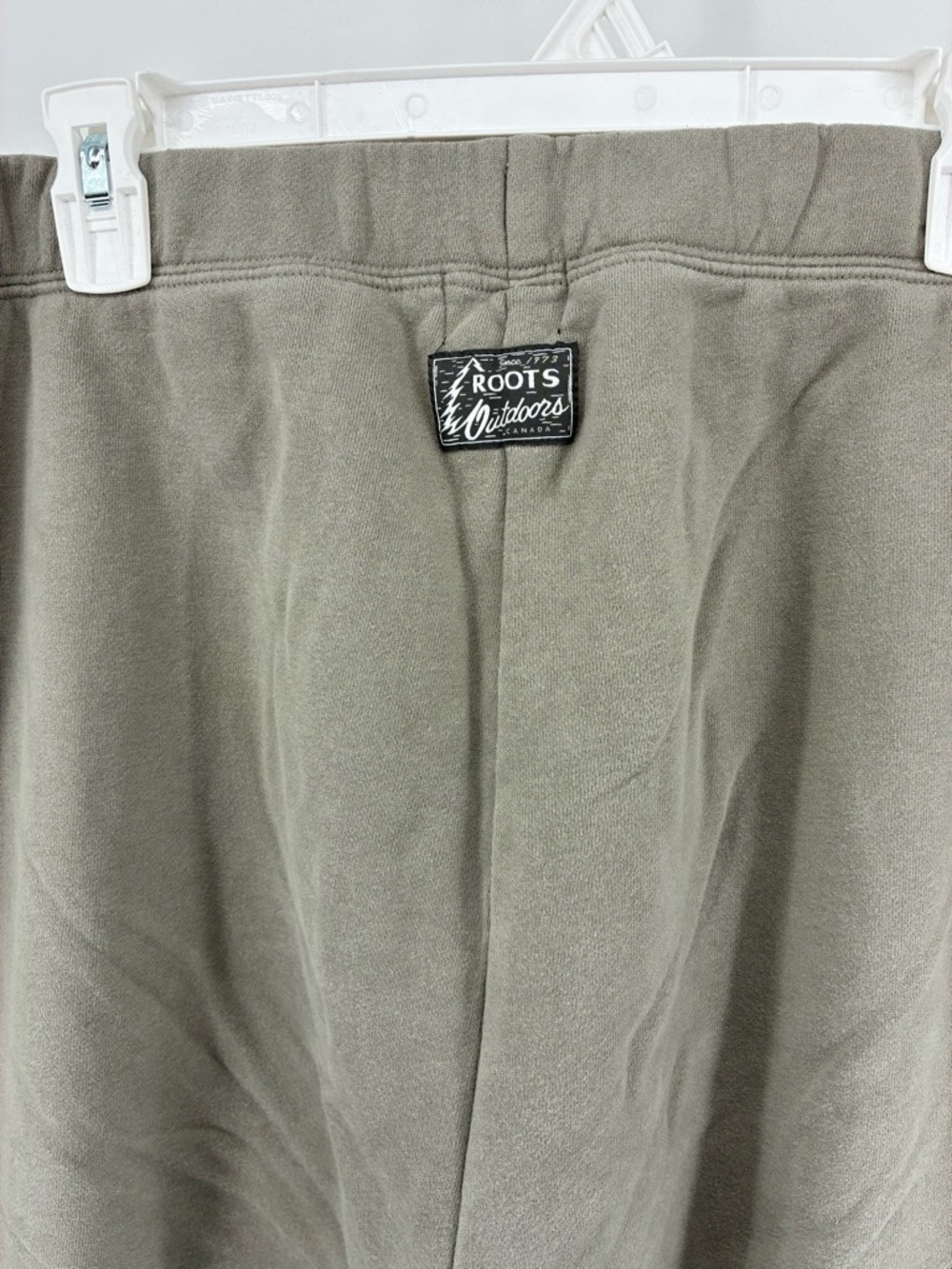 Roots Men's Cargo Sweatpants in Olive - Picture 5 of 11